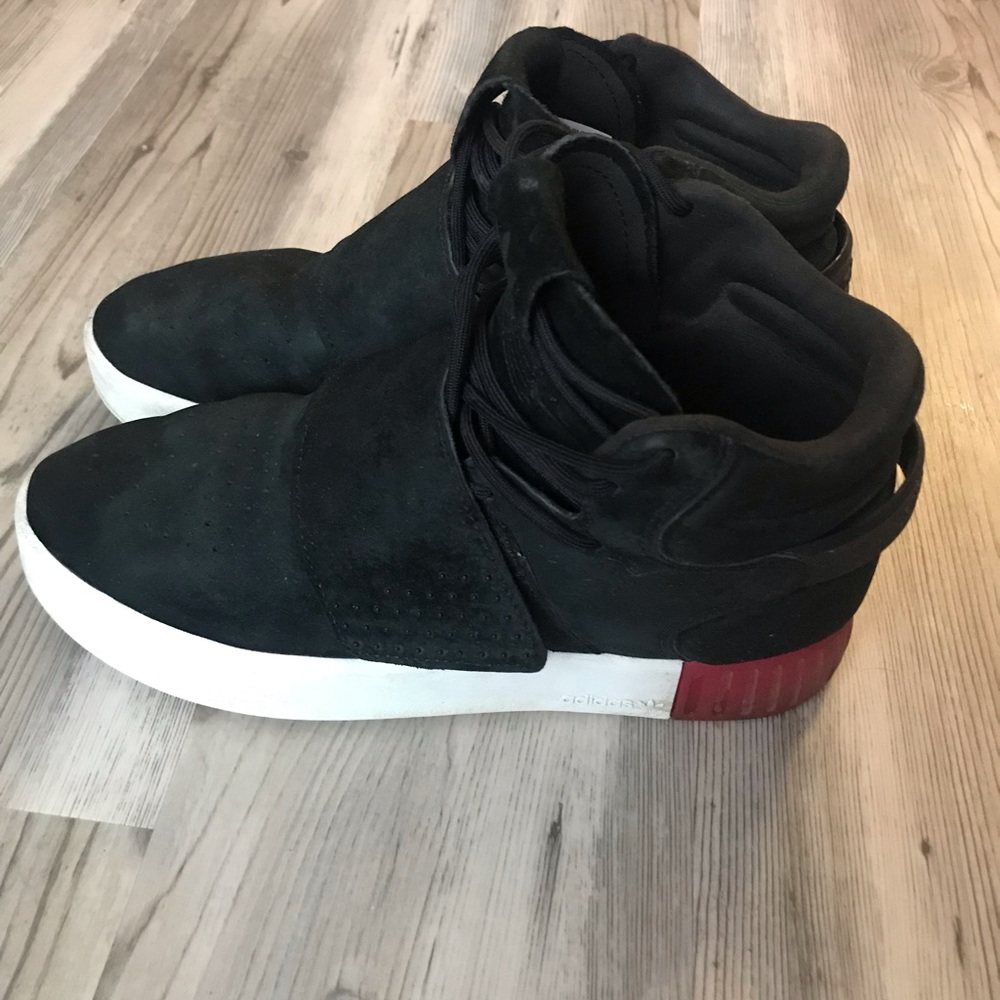 Adidas Tubular Invader high top sneakers